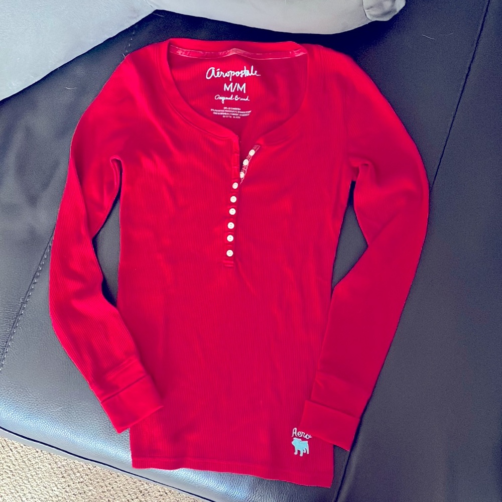Aeropostale Long Sleeve Waffle Weave Henley shirt
